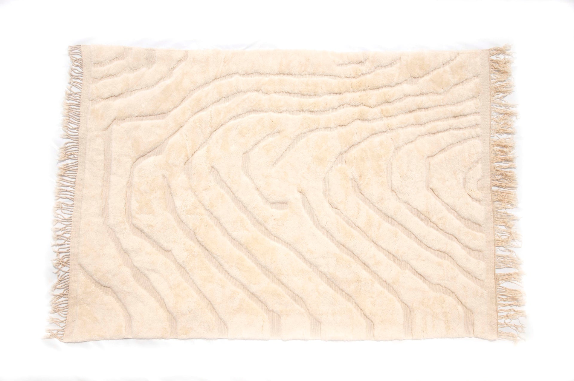 Desert Waves: Moroccan Artisan Wool Rug