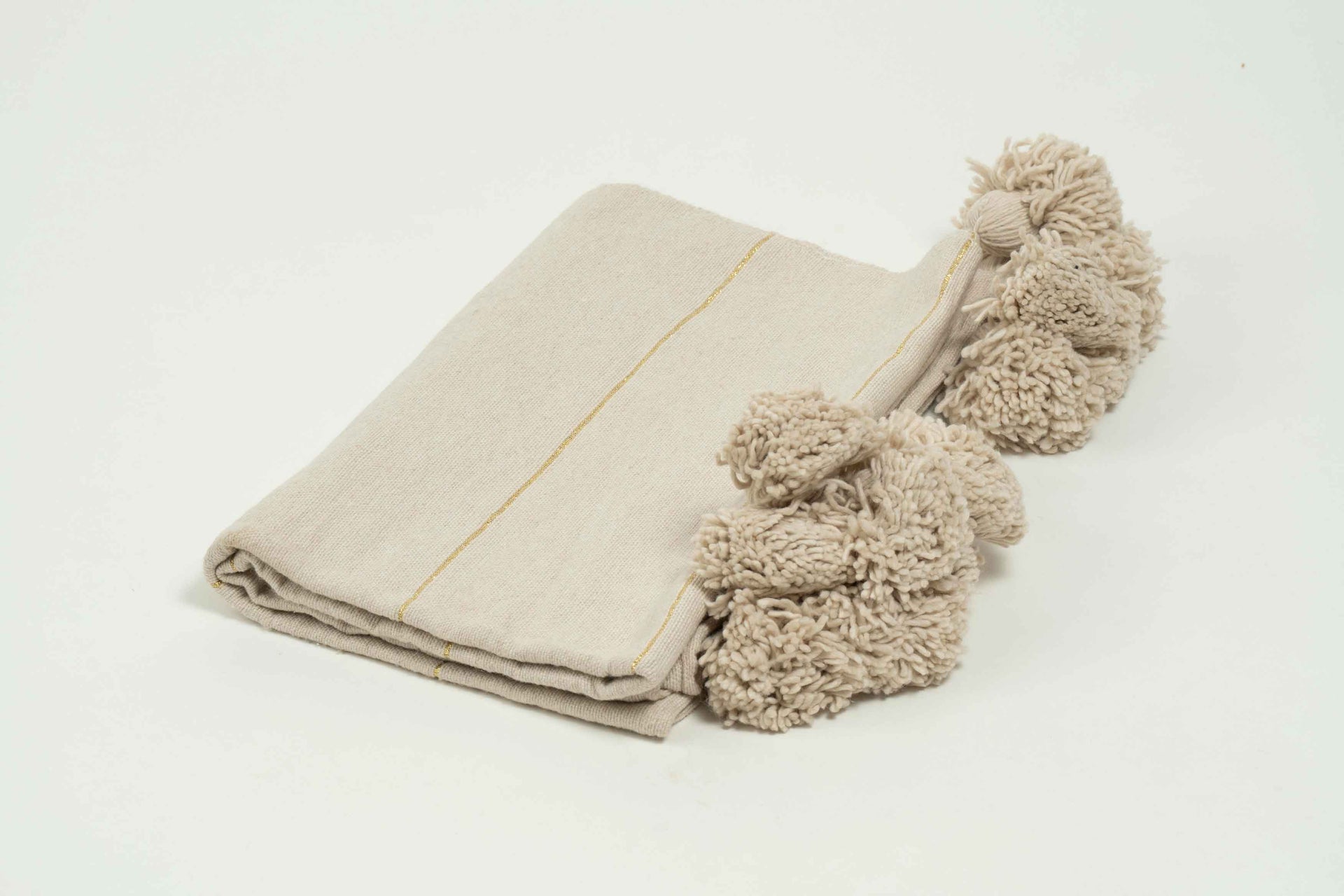 moroccan pom pom blanket - Beige & Gold